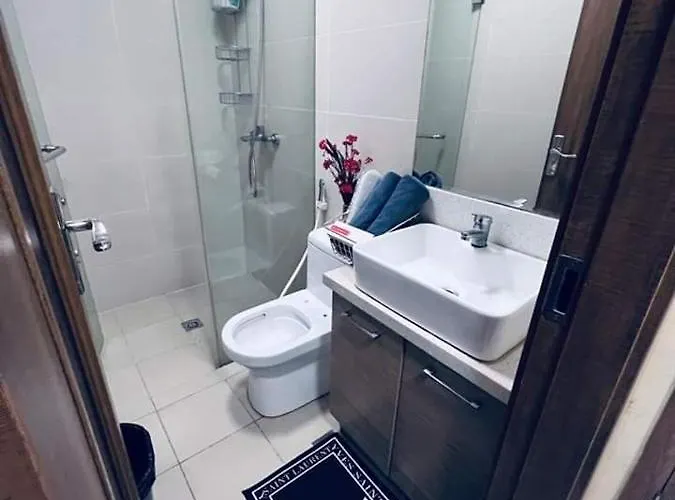 33 Nina Ysabelle Hotel Manila